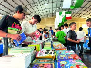 FEIRA DO LIVRO E DO ARTESANATO 2025