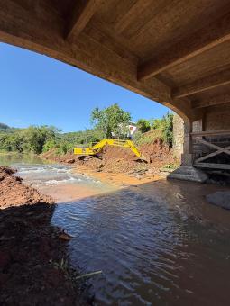 Obras nas cabeceiras da Ponte na Avenida Independência têm início