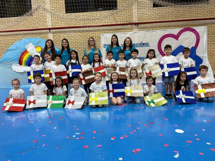 Noite da Família da EMEI Amiguinhos da Natureza emociona familiares