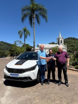 Novo veículo incrementa frota em Relvado